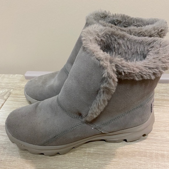Sketchers go walk boots - Picture 1 of 4